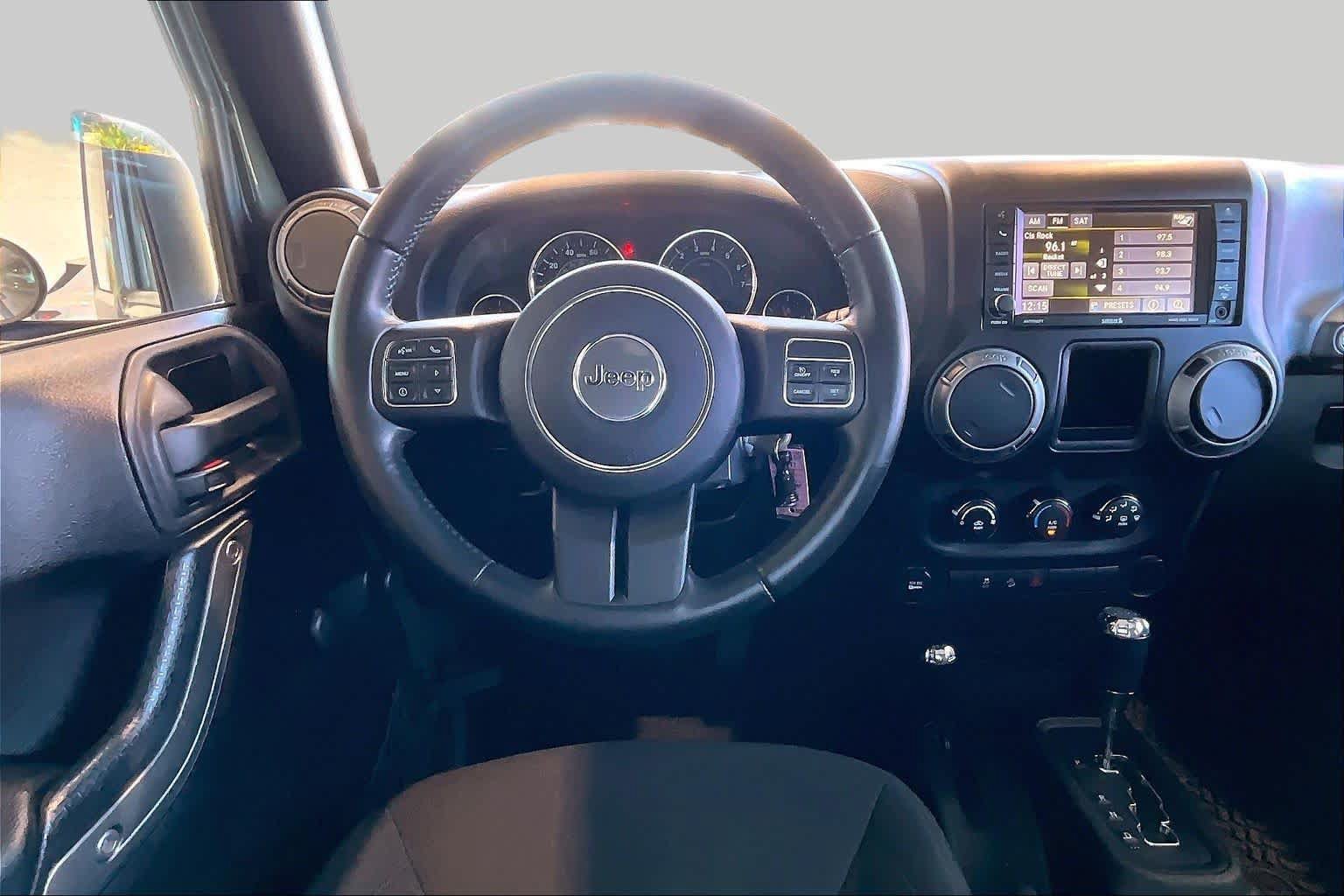 Used 2015 Jeep Wrangler Sport w/ Quick Order Package 24S AWD/4WD image 5