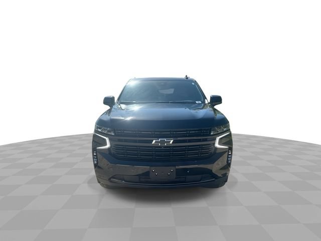 Certified 2024 Chevrolet Suburban RST w/ Luxury Package AWD/4WD image 4