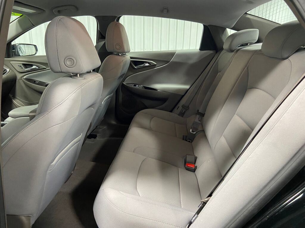 Used 2022 Chevrolet Malibu LS w/ Driver Confidence Package II image 10