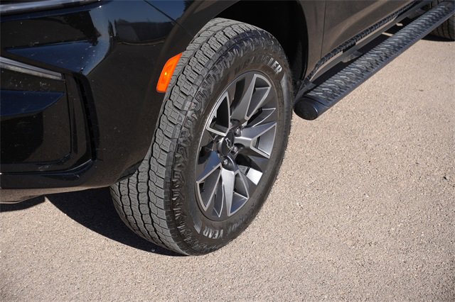 Used 2023 Chevrolet Tahoe Z71 w/ Luxury Package image 7