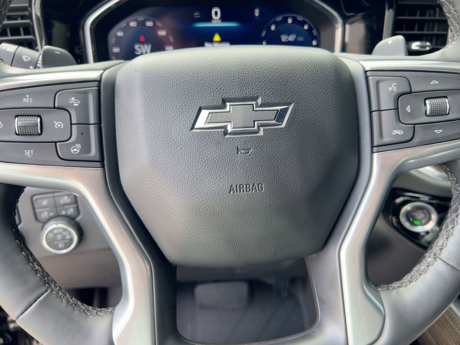 Used 2024 Chevrolet Silverado 1500 RST image 17