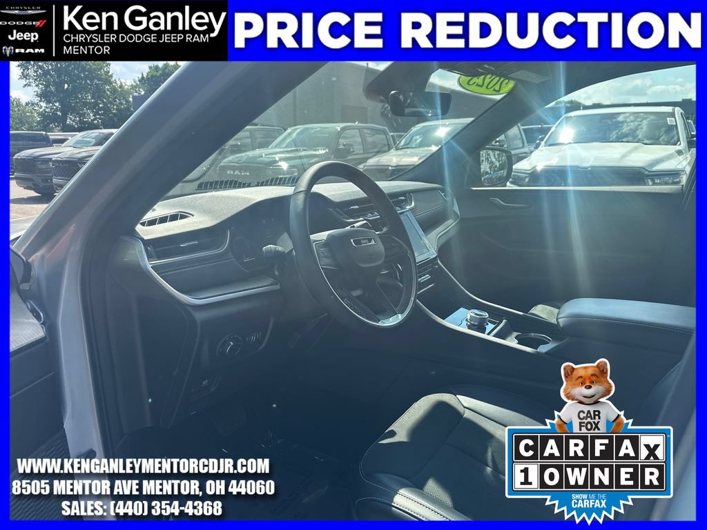 Certified 2025 Jeep Grand Cherokee Altitude w/ Trailer Tow Package AWD/4WD image 24