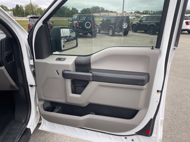 Used 2018 Ford F150 XL w/ Equipment Group 101A Mid AWD/4WD image 43