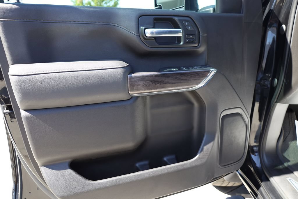 Used 2022 Chevrolet Silverado 2500 LTZ w/ LTZ Convenience Package AWD/4WD image 10