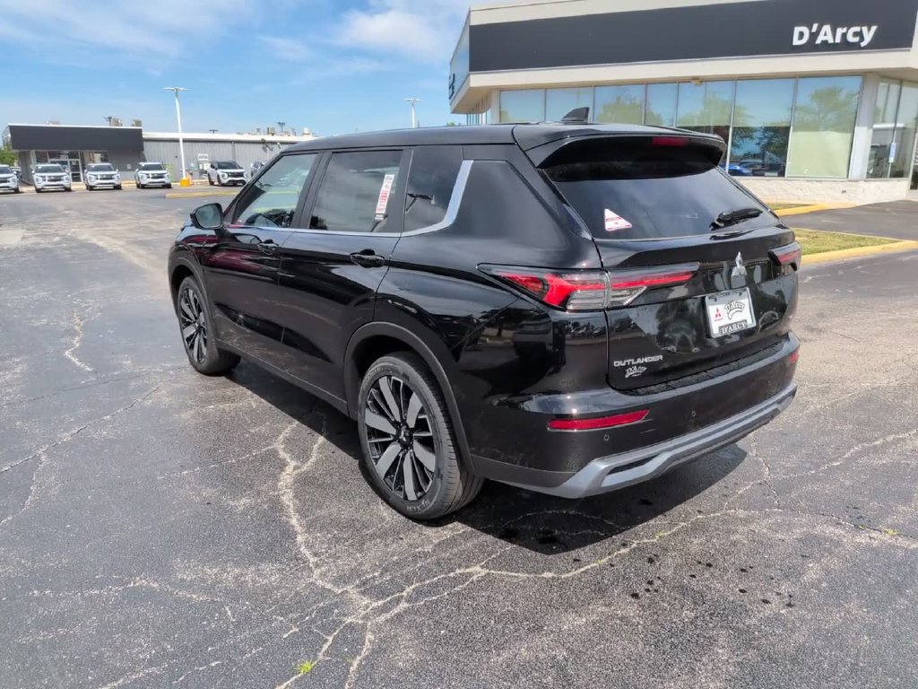 New 2026 Mitsubishi Outlander SE AWD/4WD image 12
