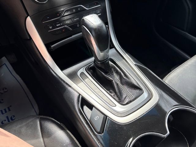 Used 2017 Ford Edge SEL w/ Equipment Group 201A image 16