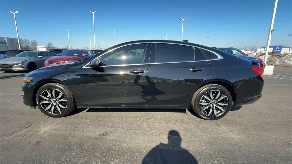 Used 2023 Chevrolet Malibu RS image 5