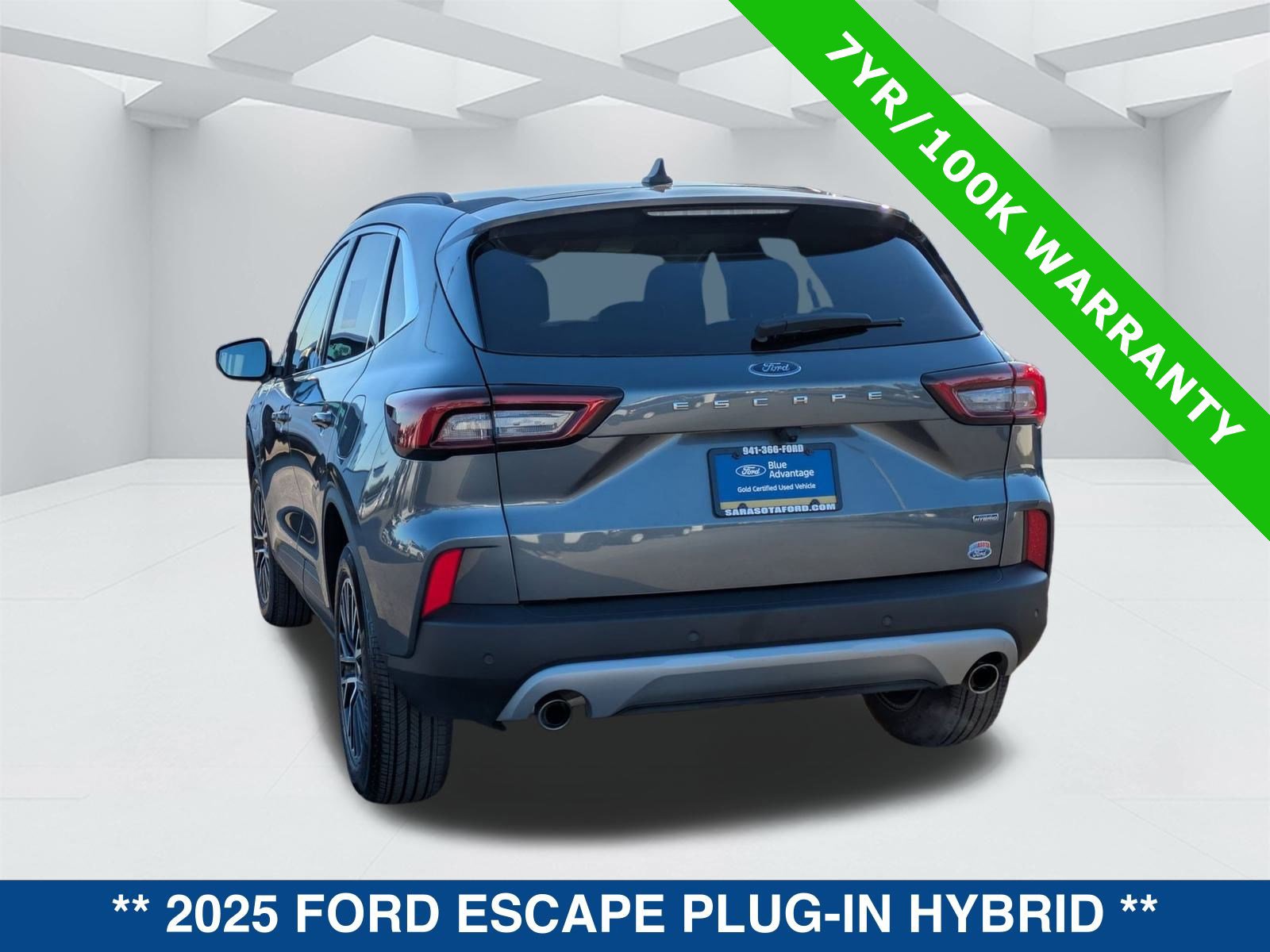 Certified 2025 Ford Escape PHEV image 6