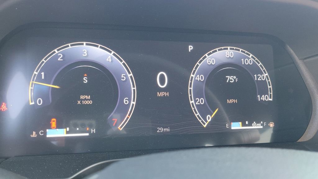 New 2025 Jeep Grand Cherokee L Limited w/ Black Appearance Package image 24