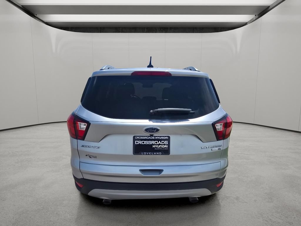 Used 2019 Ford Escape Titanium AWD/4WD image 4