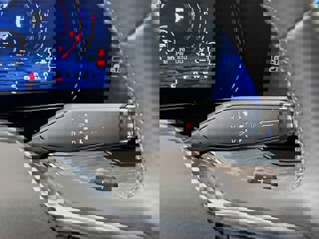 Used 2025 Chevrolet Suburban Z71 w/ Comfort Package image 20