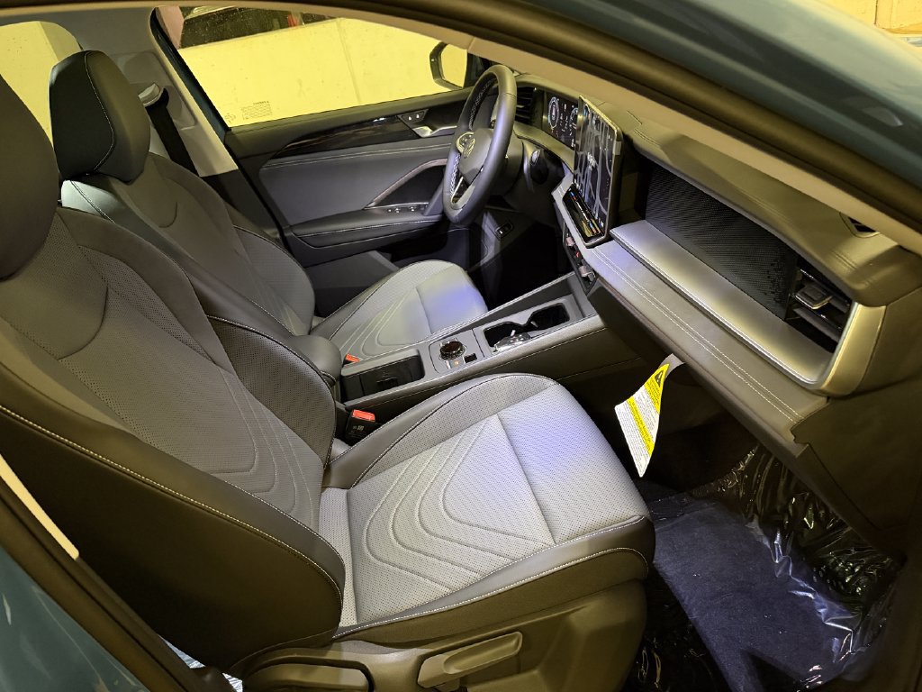 New 2026 Volkswagen Tiguan SE AWD/4WD image 22
