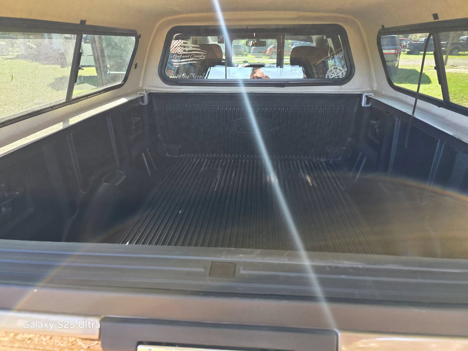 Used 2019 Ford F150 XLT w/ Equipment Group 302A Luxury AWD/4WD image 12