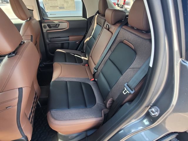 New 2026 Ford Bronco Sport Outer Banks w/ Sasquatch Outer Banks Package AWD/4WD image 6