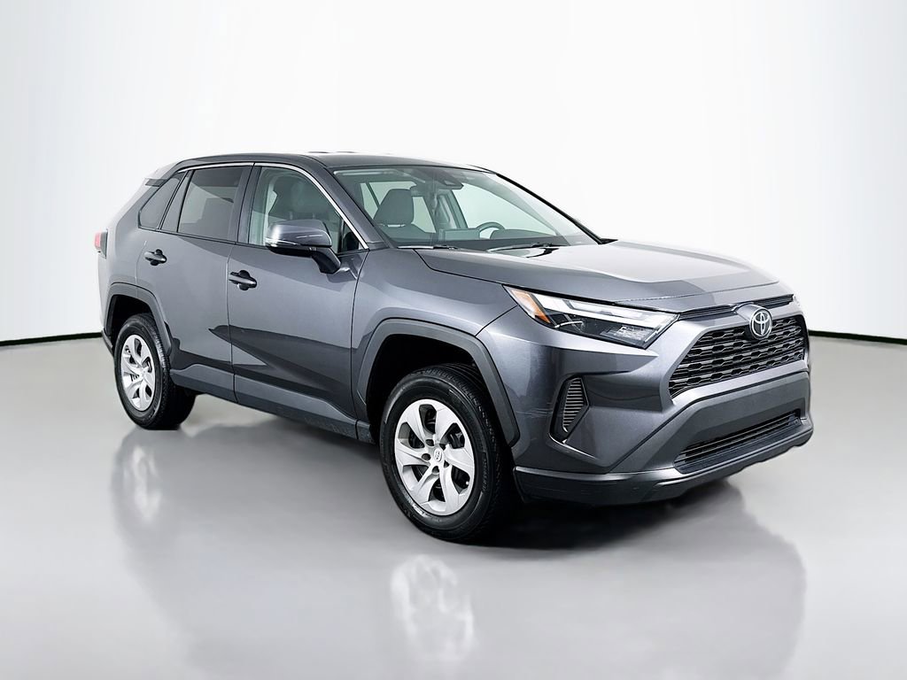 Certified 2023 Toyota RAV4 LE FWD image 3