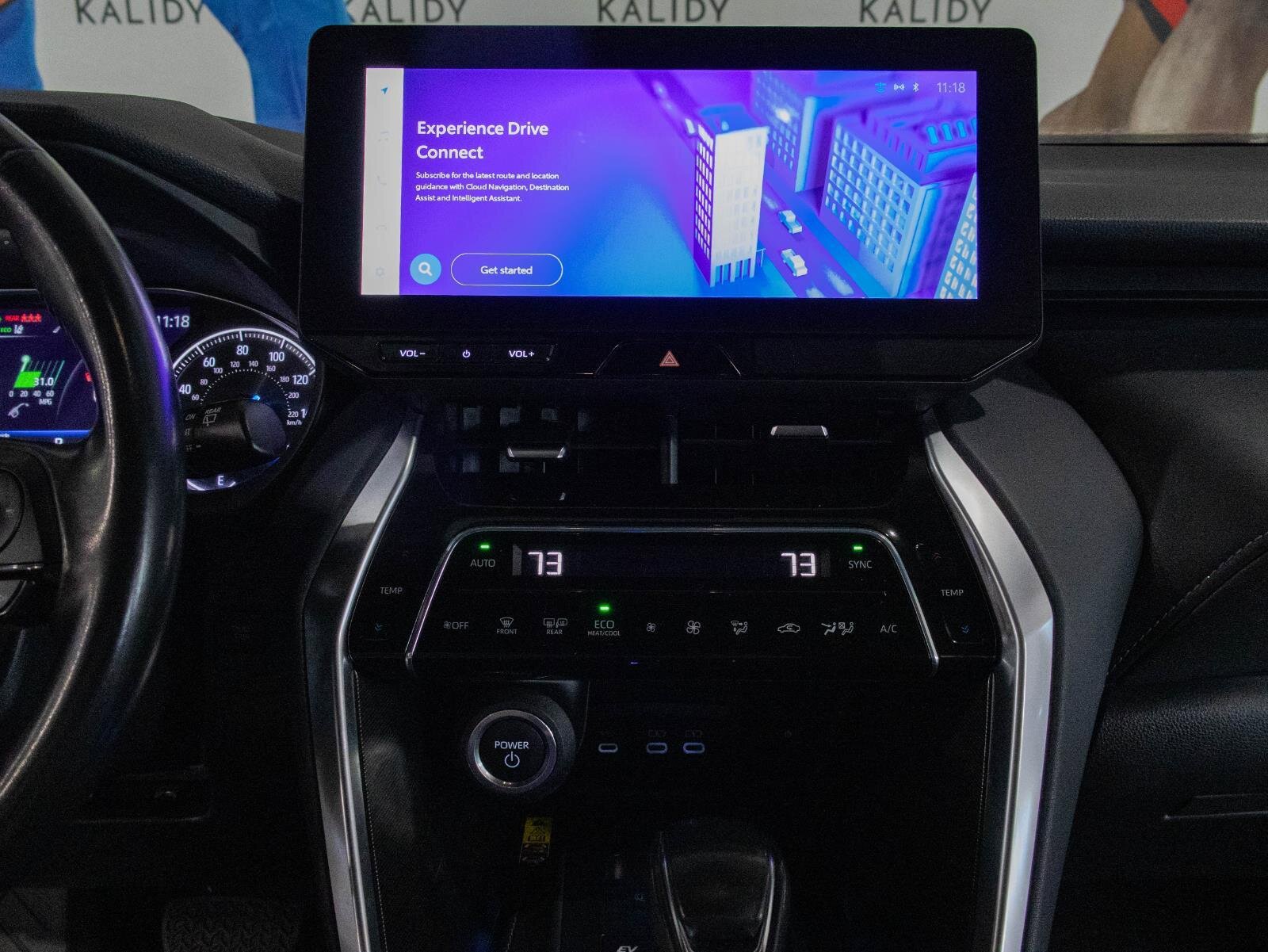 Used 2023 Toyota Venza XLE image 4