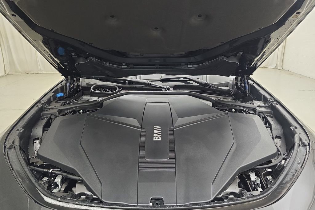 New 2026 BMW i7 xDrive60 w/ Executive Package image 32