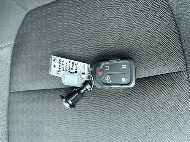 Used 2023 GMC Sierra 2500 SLE w/ SLE Value Package; image 6