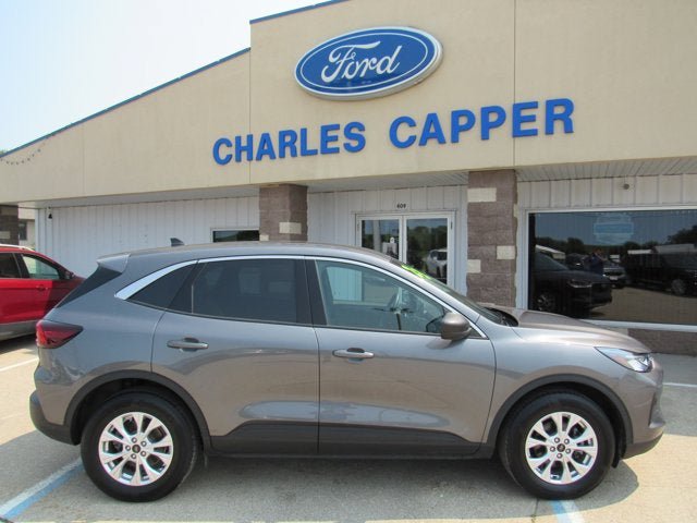 Used 2023 Ford Escape Active AWD/4WD image 4