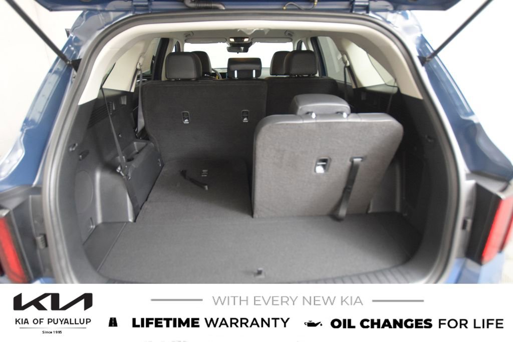 New 2025 Kia Sorento S image 19