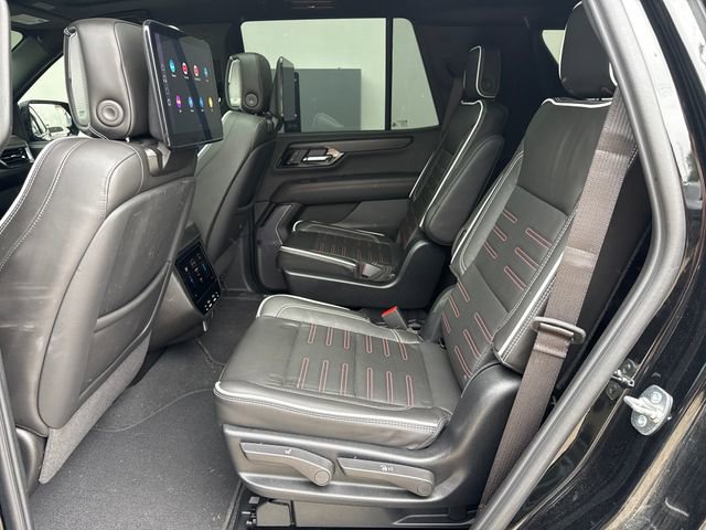 Used 2025 GMC Yukon AT4 Ultimate AWD/4WD image 18