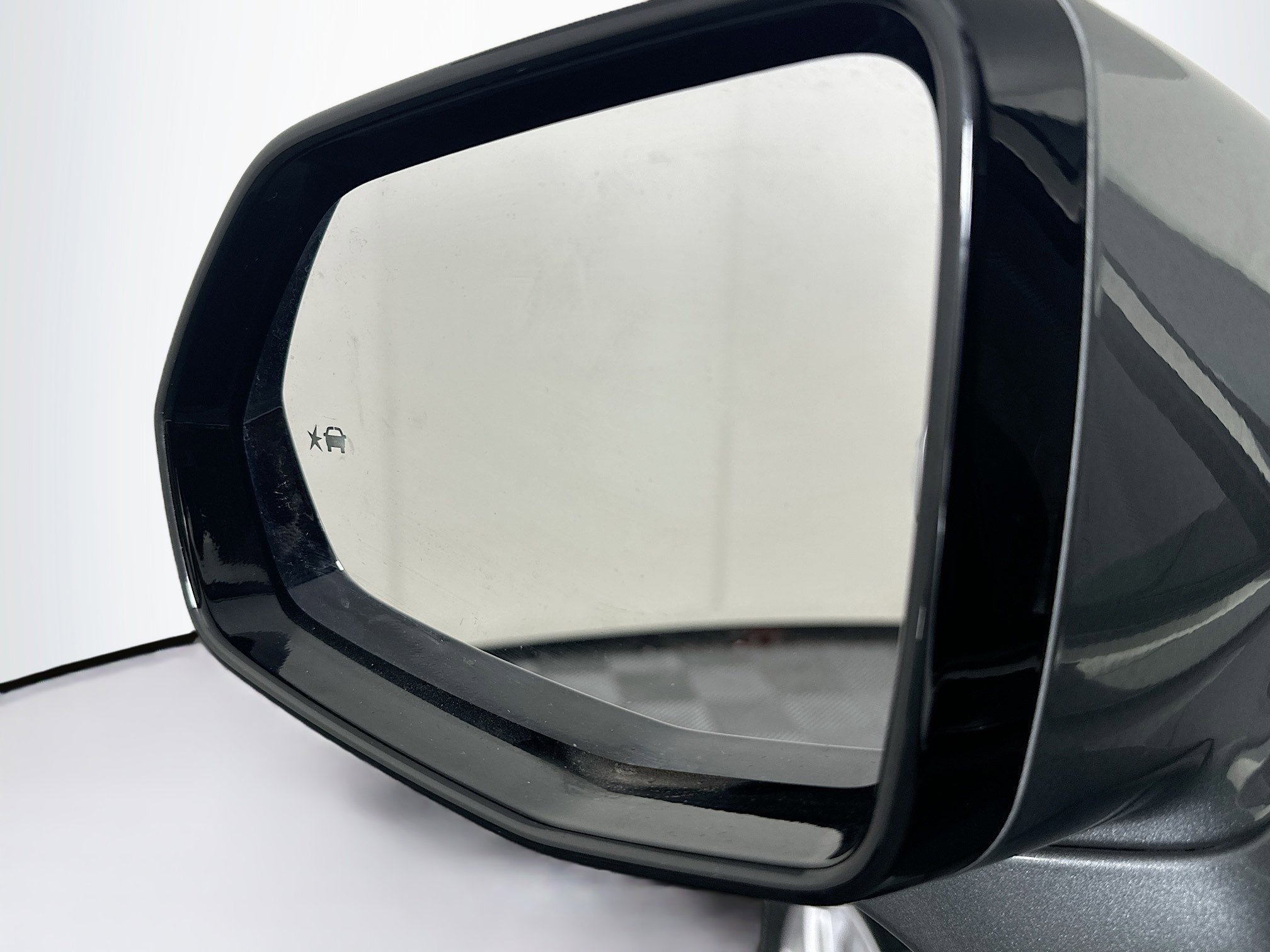 Used 2023 Cadillac XT4 Luxury w/ Cold Weather Package FWD image 16