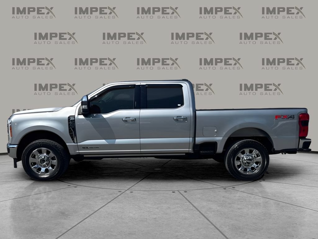Used 2023 Ford F350 Lariat w/ Chrome Package AWD/4WD image 2