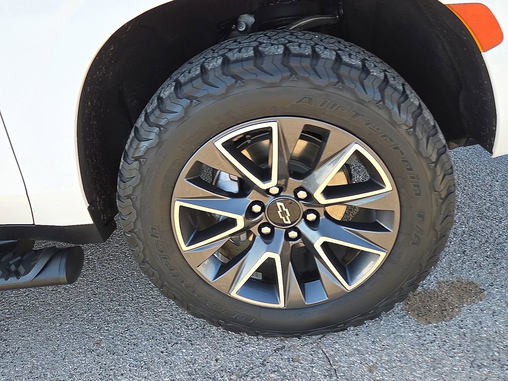 Used 2022 Chevrolet Tahoe Z71 w/ Luxury Package image 7