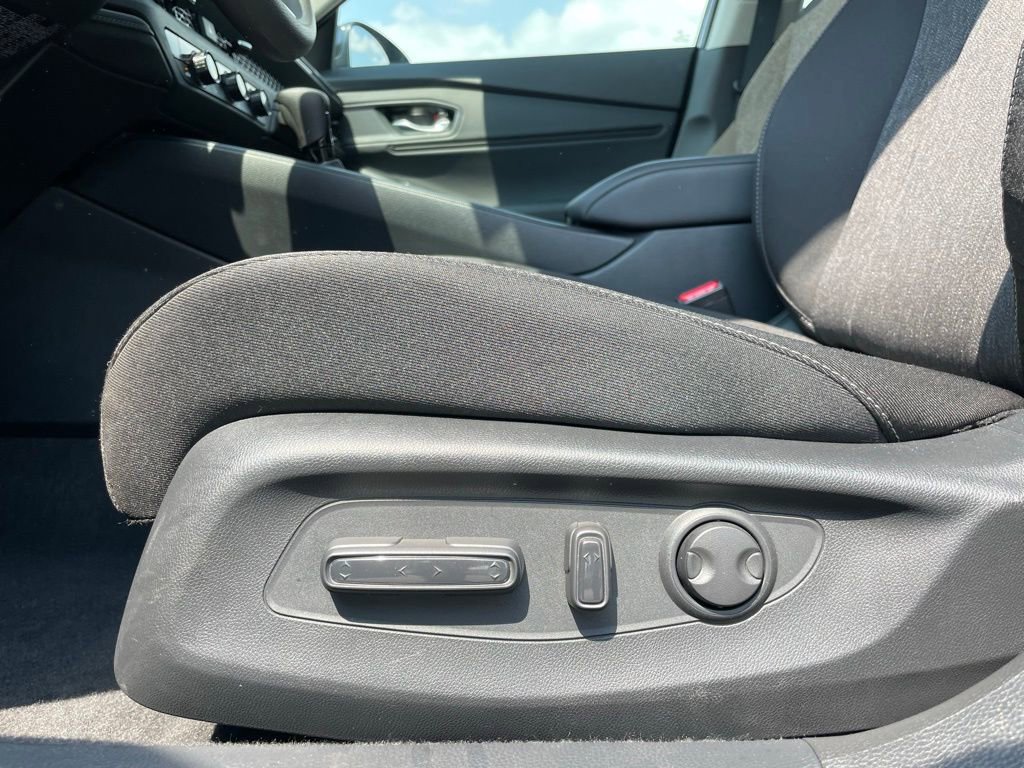 Certified 2025 Honda Accord SE image 24