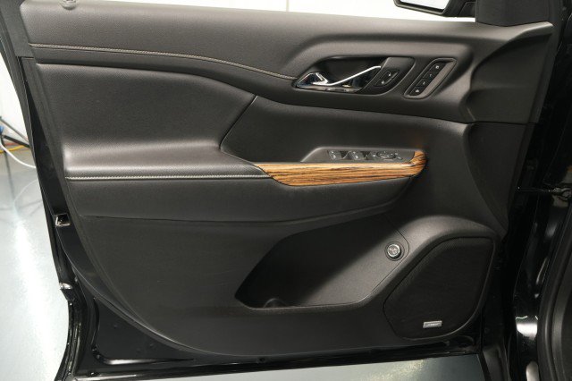 Used 2019 GMC Acadia Denali image 24