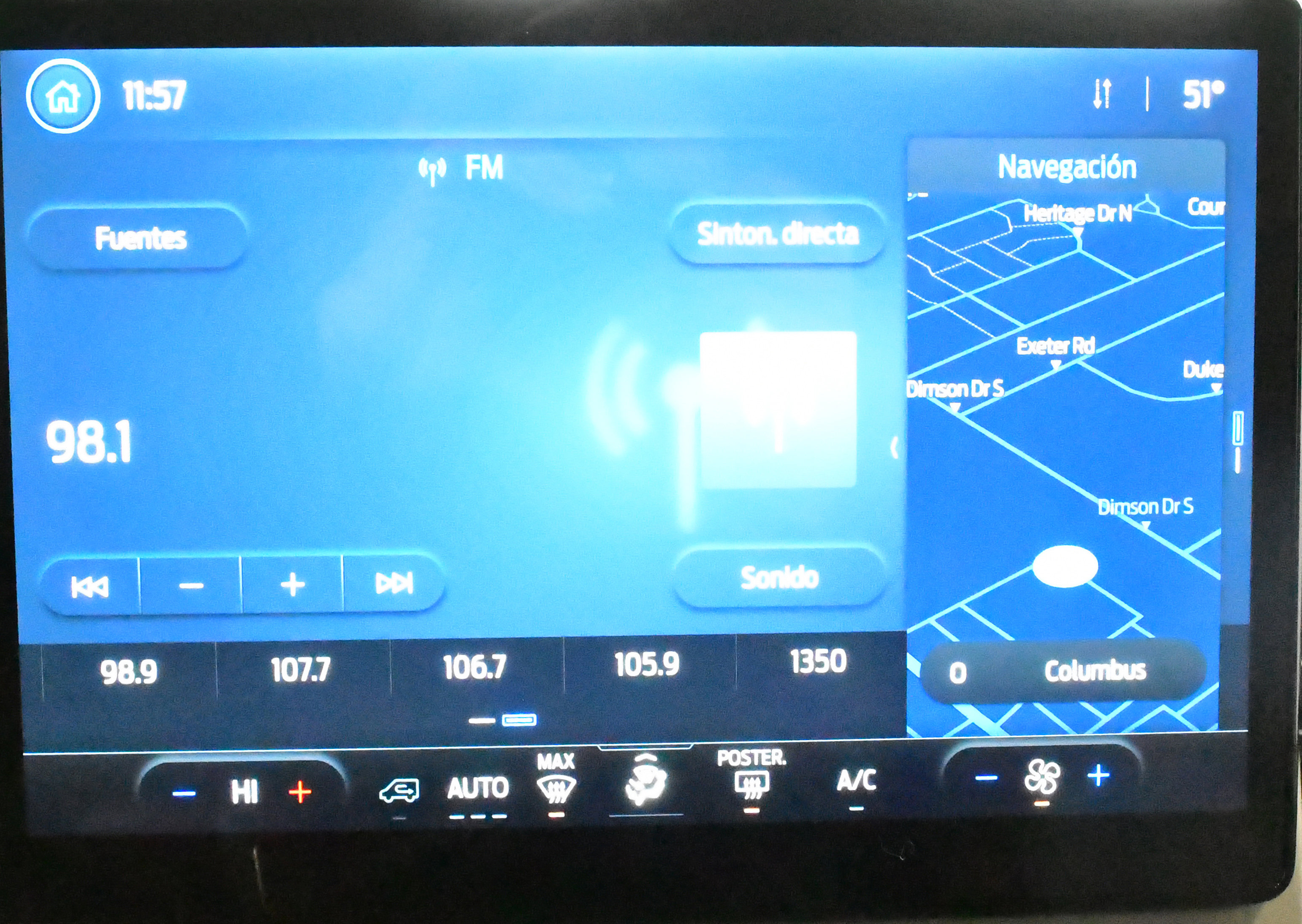 Used 2023 Ford Transit 350 XLT image 49