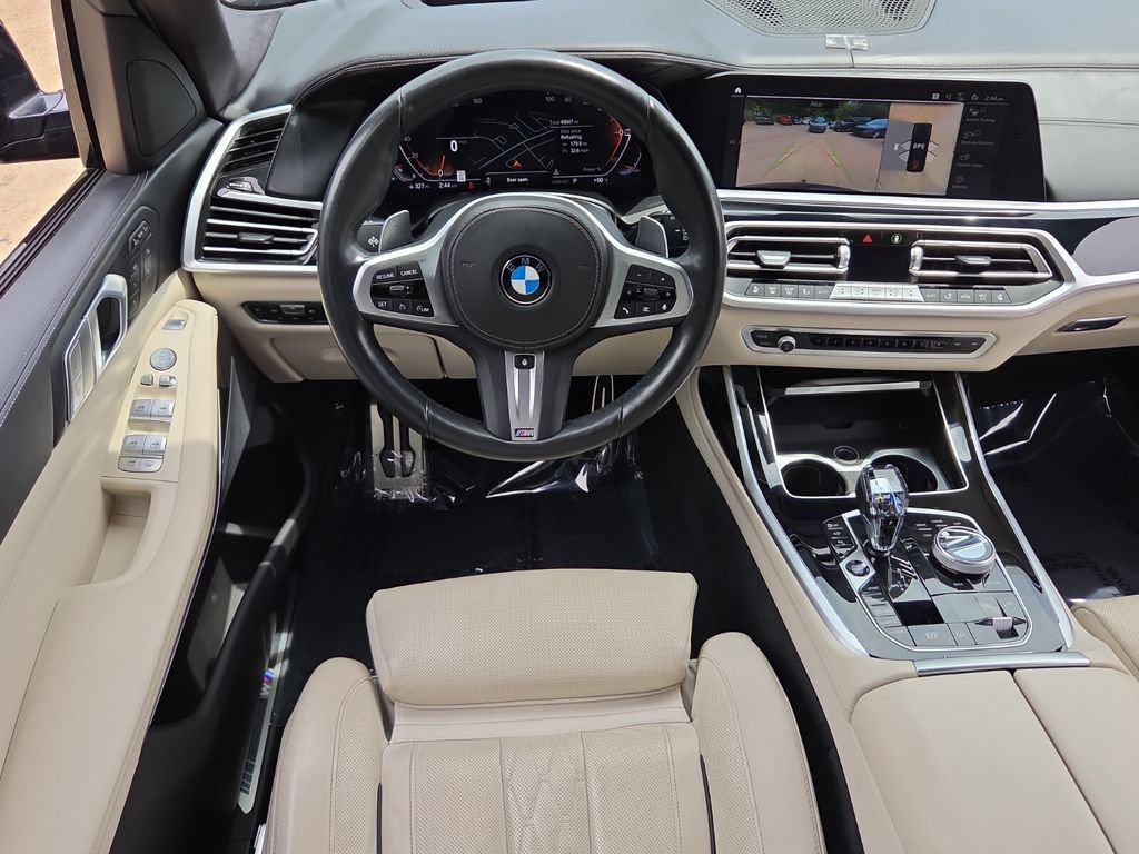Used 2022 BMW X7 xDrive40i w/ M Sport Package AWD/4WD image 15