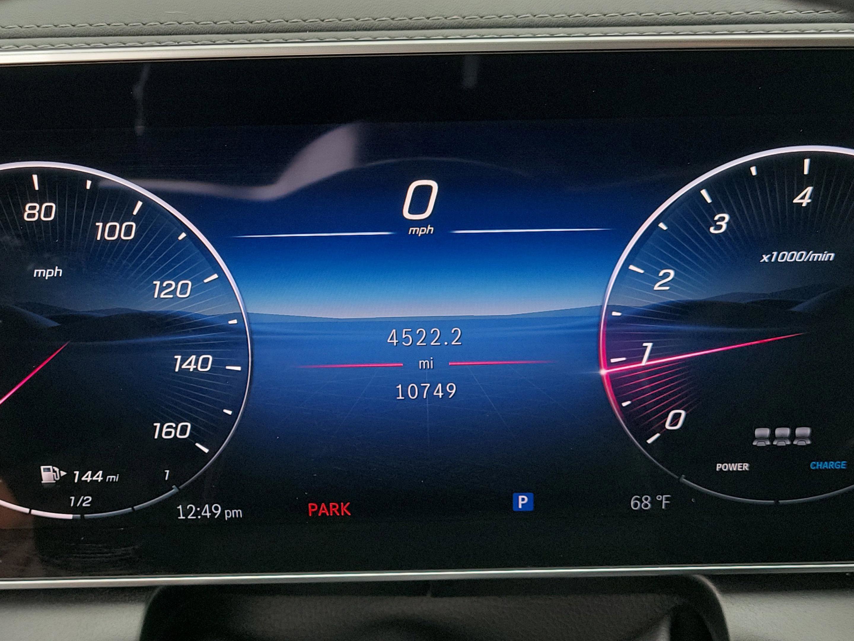 Used 2025 Mercedes-Benz GLC 300 image 29