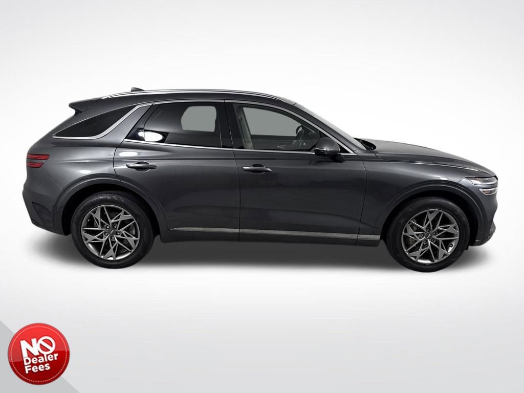 Used 2023 Genesis GV70 2.5T w/ Select Package image 2