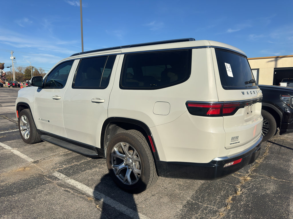 Used 2022 Jeep Wagoneer Series II image 3