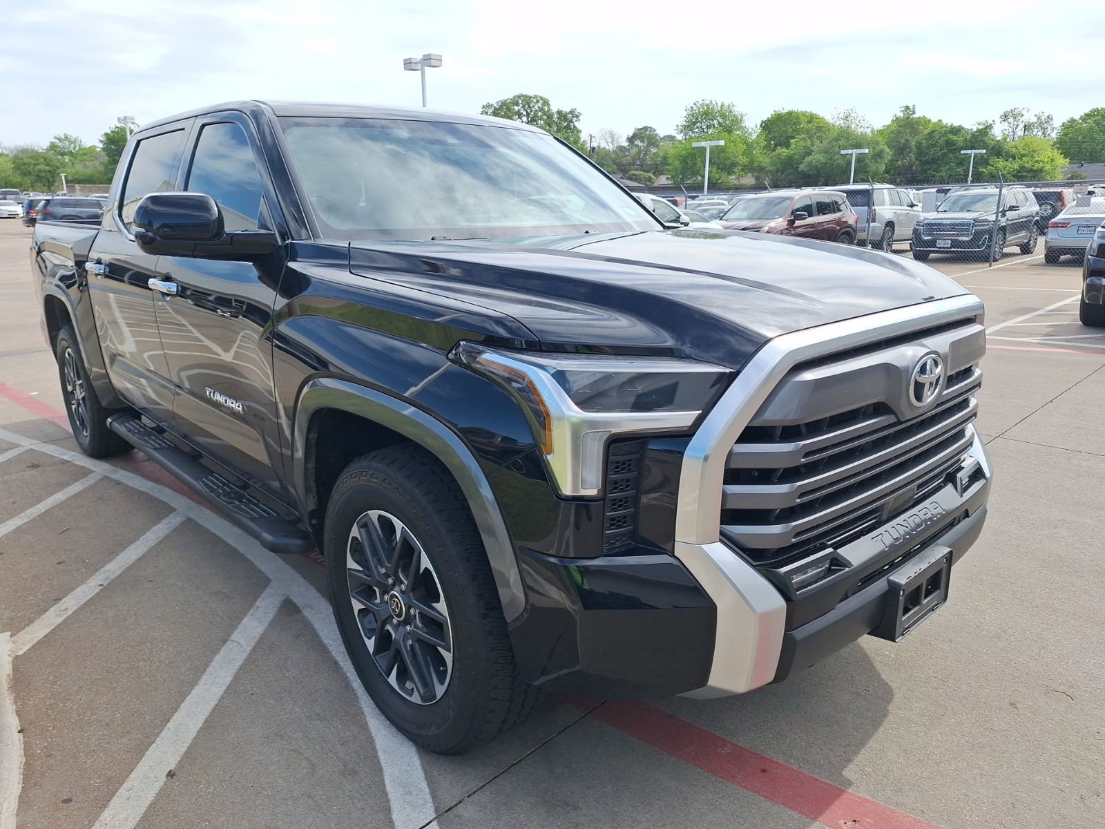 Used 2022 Toyota Tundra Limited AWD/4WD image 8