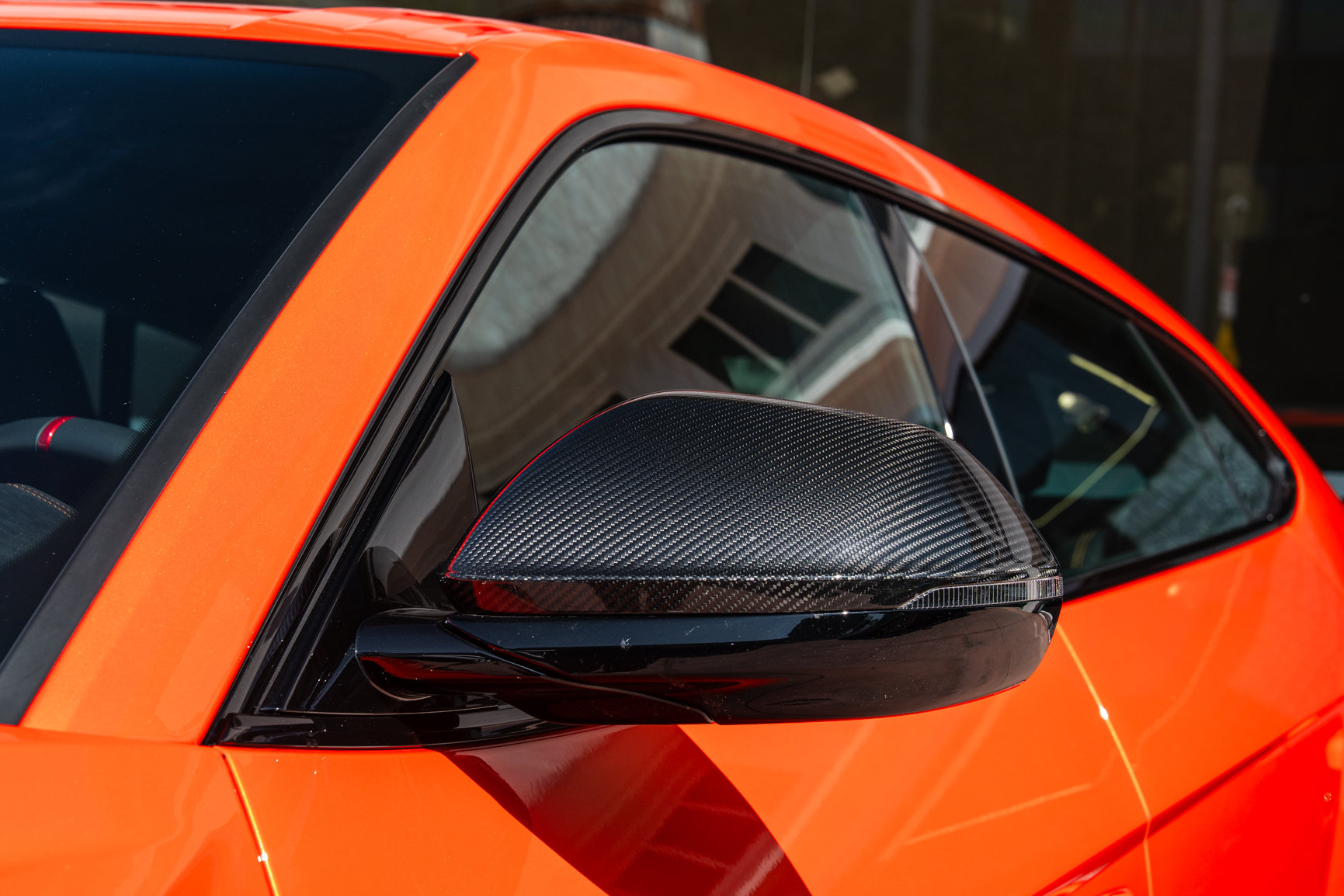 Used 2024 Lamborghini Urus Performante AWD/4WD image 13