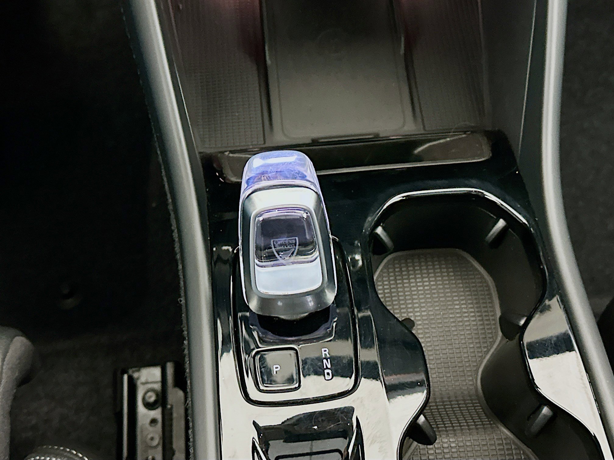 Used 2025 Volvo XC40 B5 Plus image 23