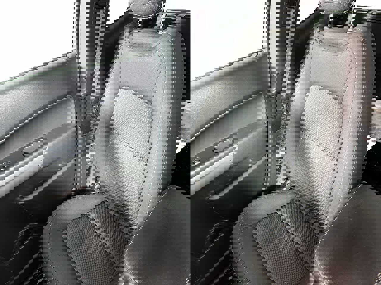 Used 2022 Chevrolet Colorado LT w/ Fleet Safety Package image 25