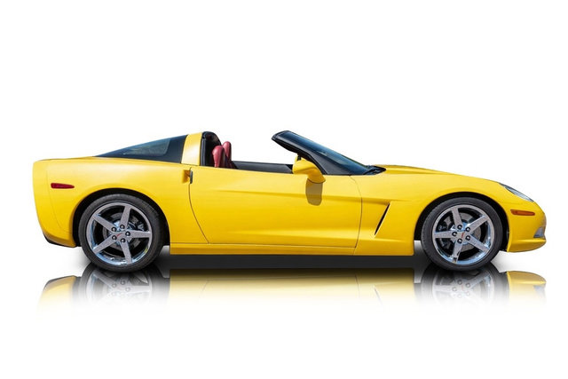 Used 2007 Chevrolet Corvette Coupe w/ Preferred Equipment Group image 2