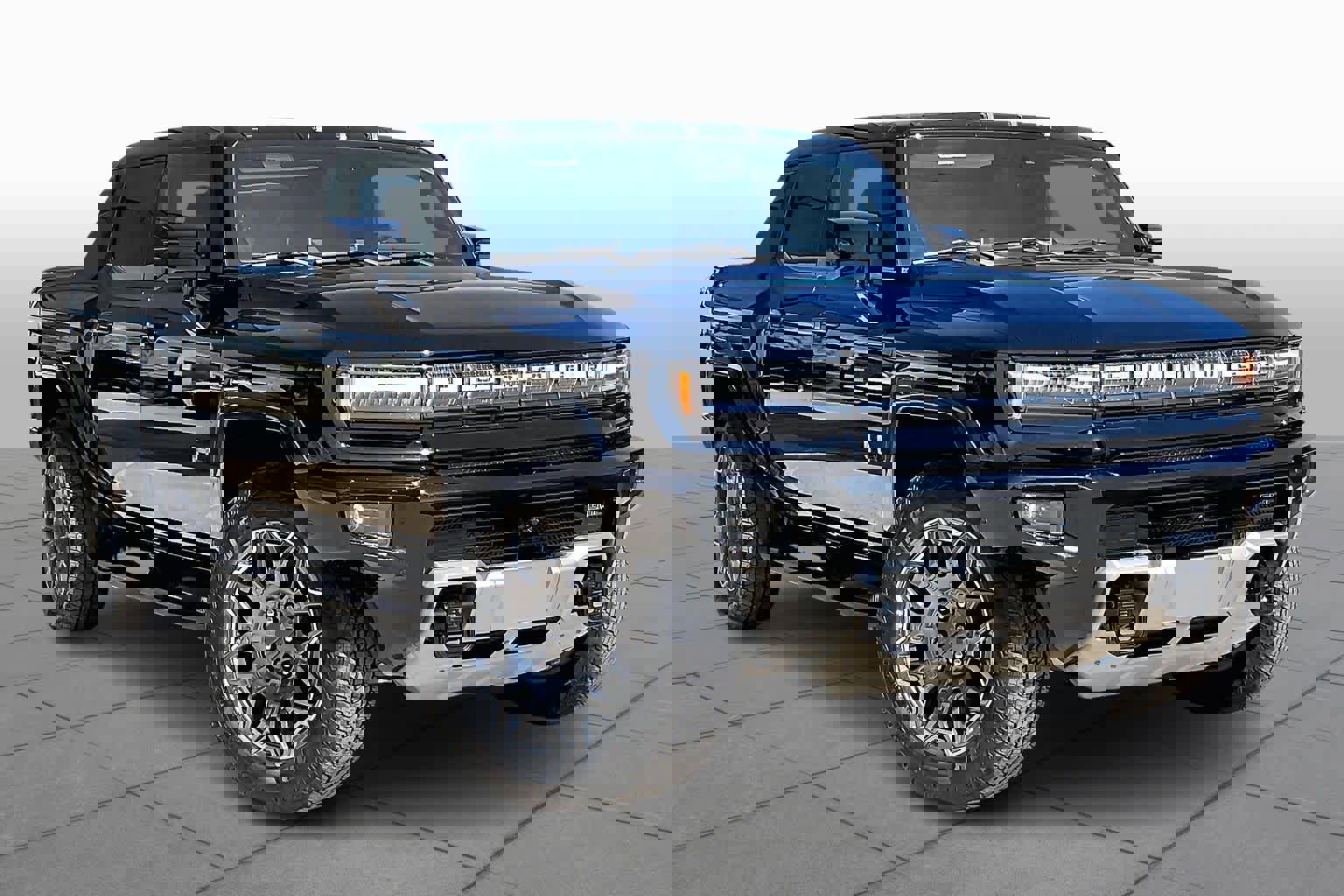 Used 2024 GMC Hummer EV 3X image 2