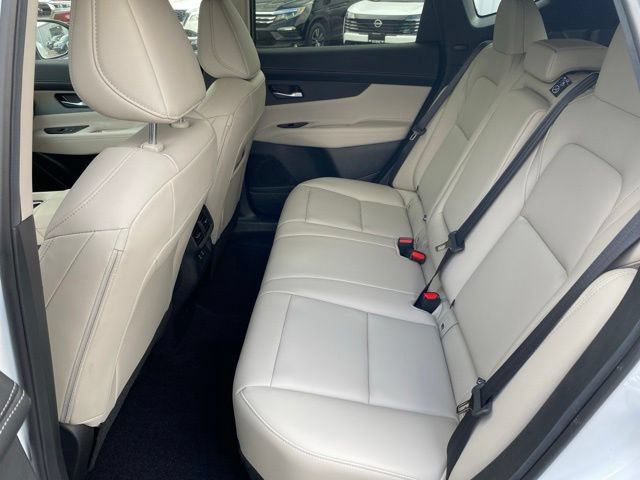 Used 2025 Nissan Murano SL AWD/4WD image 8