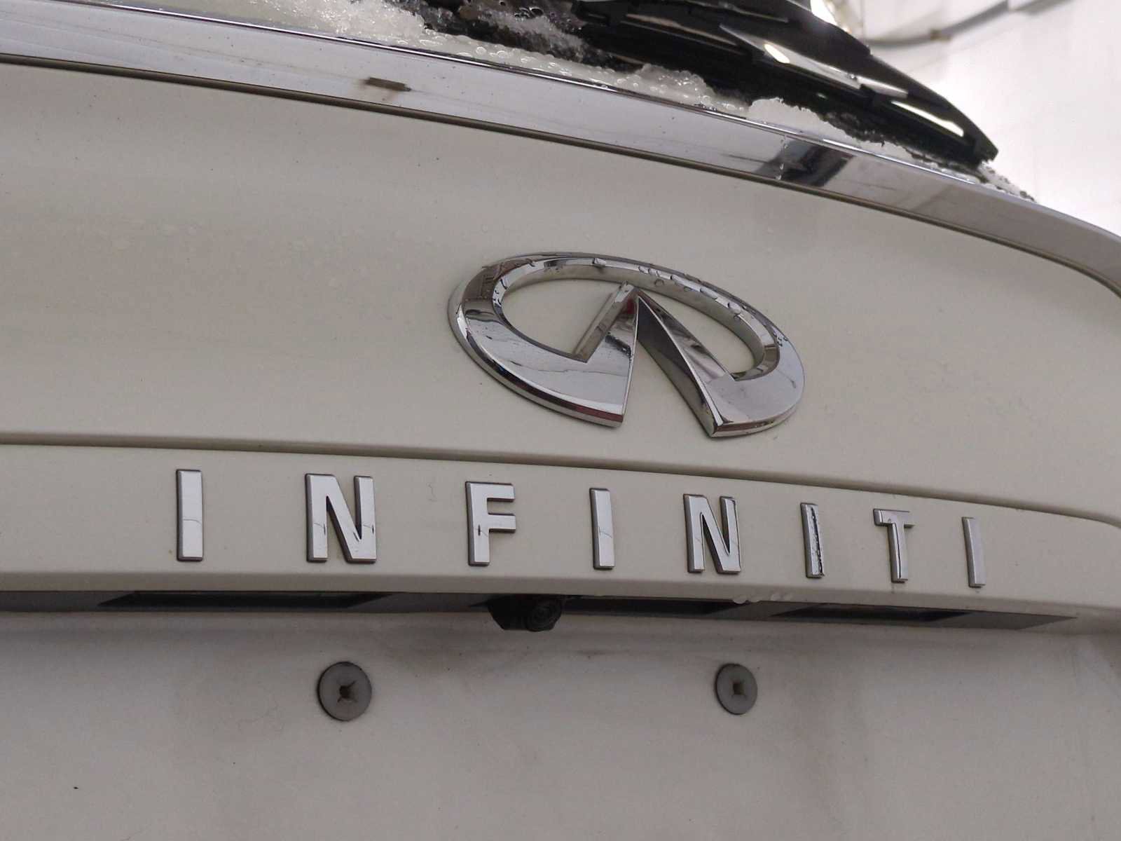 Used 2020 INFINITI QX50 Luxe w/ Navigation Package image 12