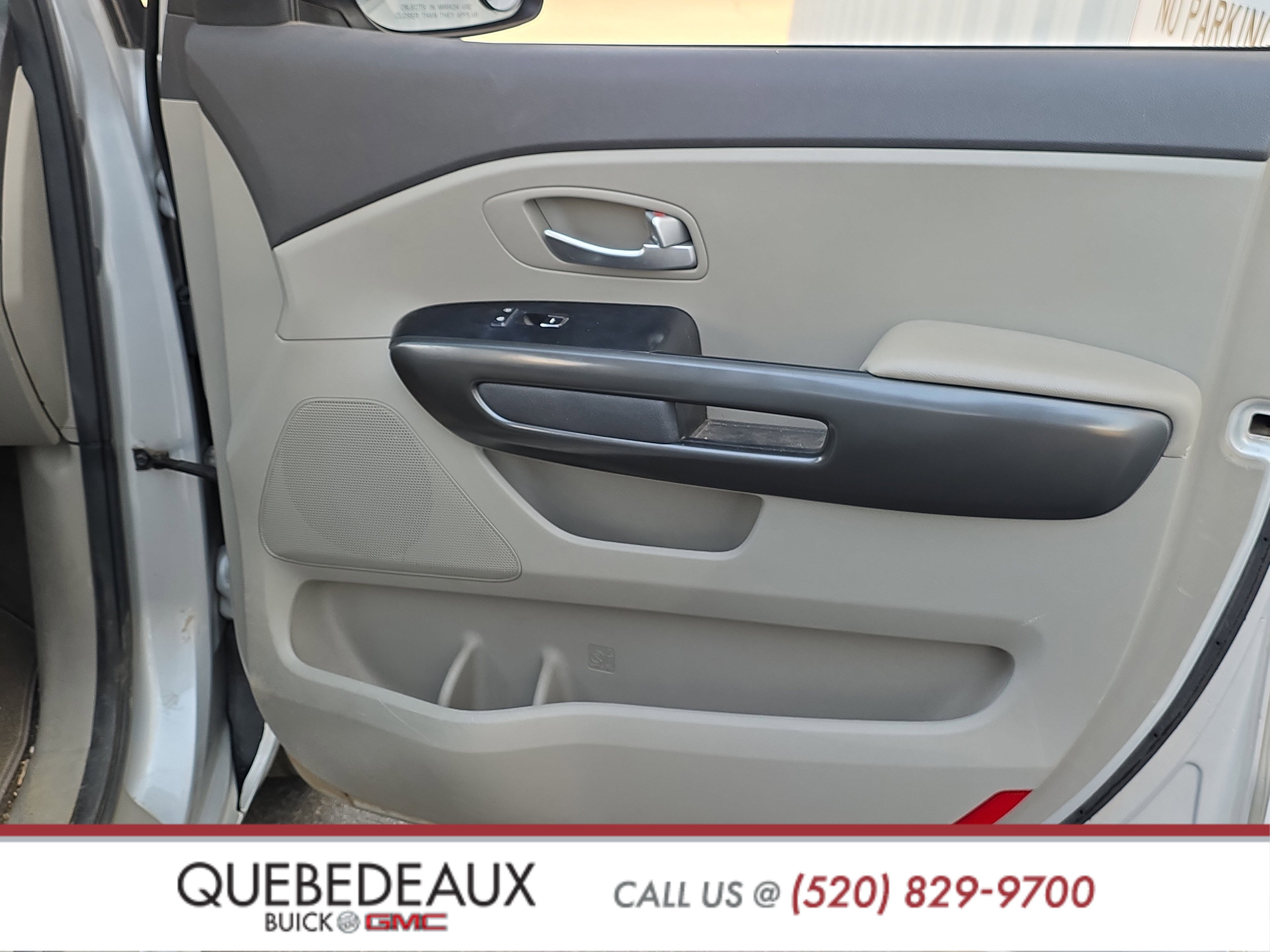 Used 2018 Kia Sedona LX image 25
