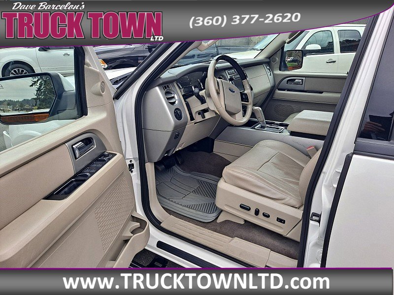 Used 2011 Ford Expedition EL Limited image 16