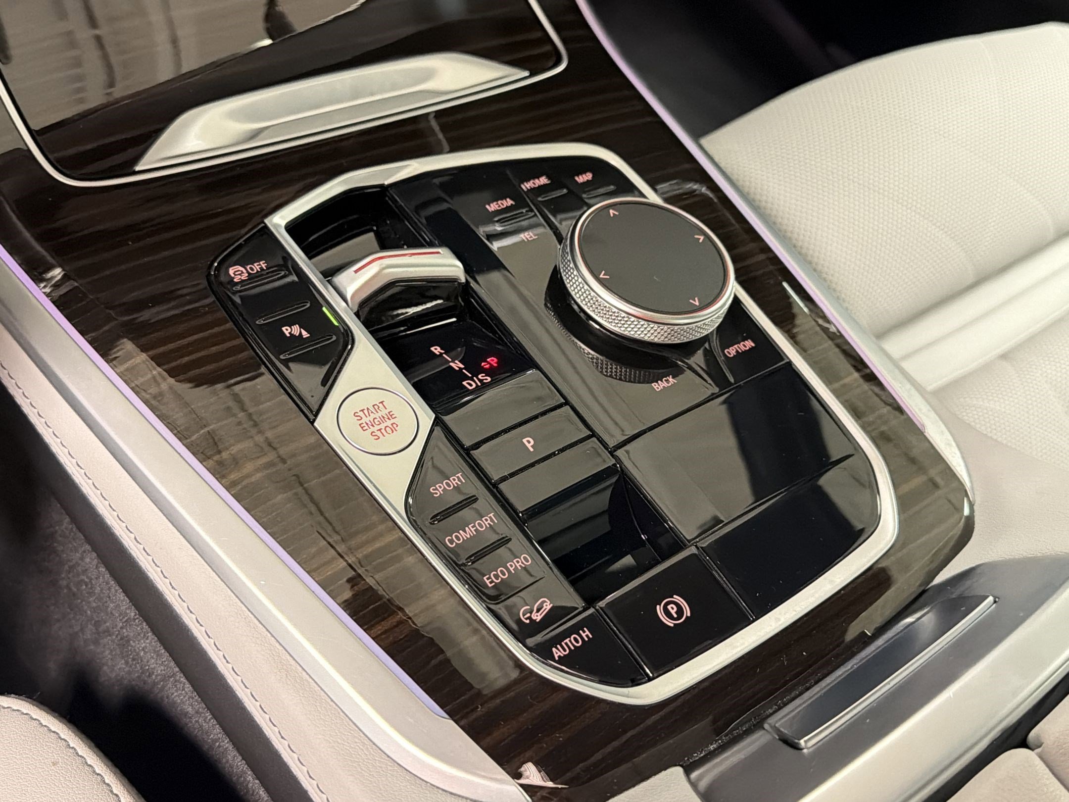 Certified 2024 BMW X5 xDrive40i w/ Premium Package image 18