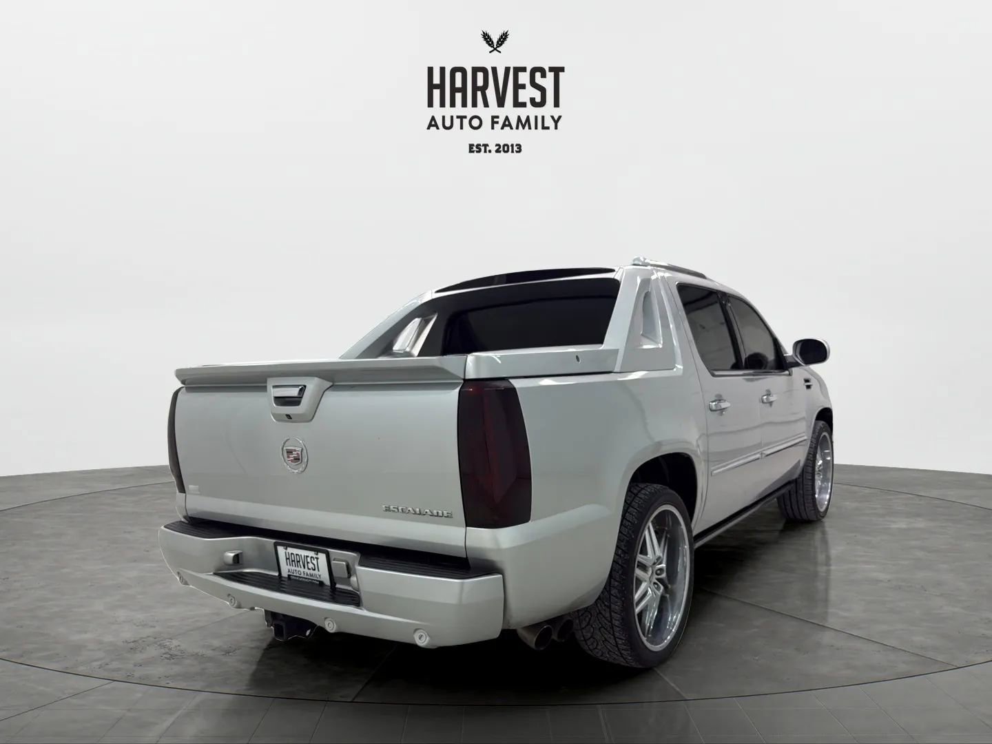 Used 2012 Cadillac Escalade EXT Premium image 6