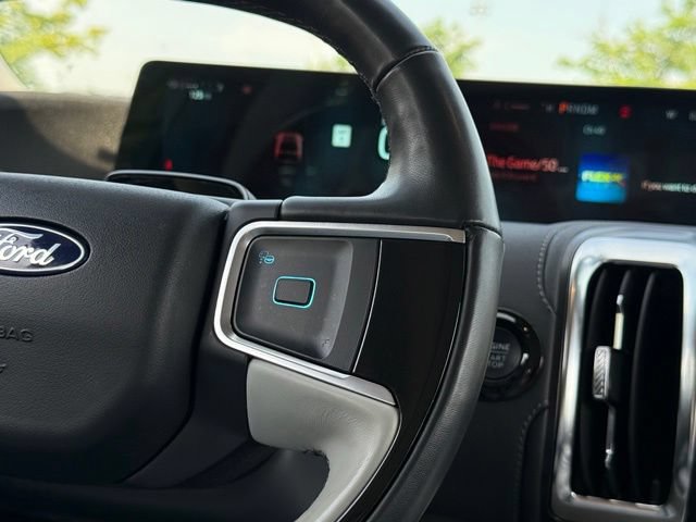 Certified 2025 Ford Expedition Platinum AWD/4WD image 11