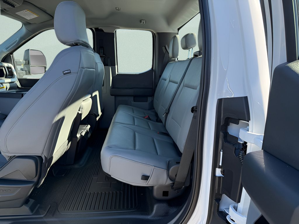 New 2026 Ford F350 XL w/ FX4 Off-Road Package AWD/4WD image 5