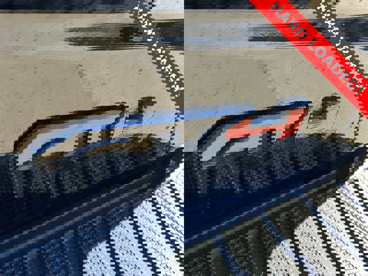 Used 2025 GMC Sierra 1500 AT4 w/ AT4 Premium Package image 6